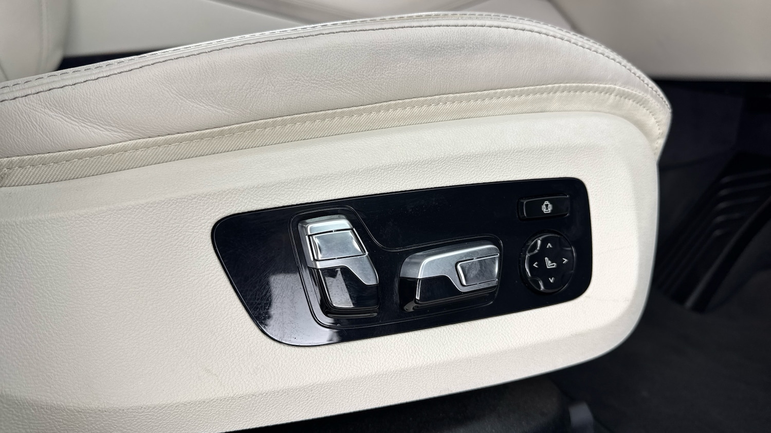 Used BMW X6 2025 for sale - 77766194: Photo 19