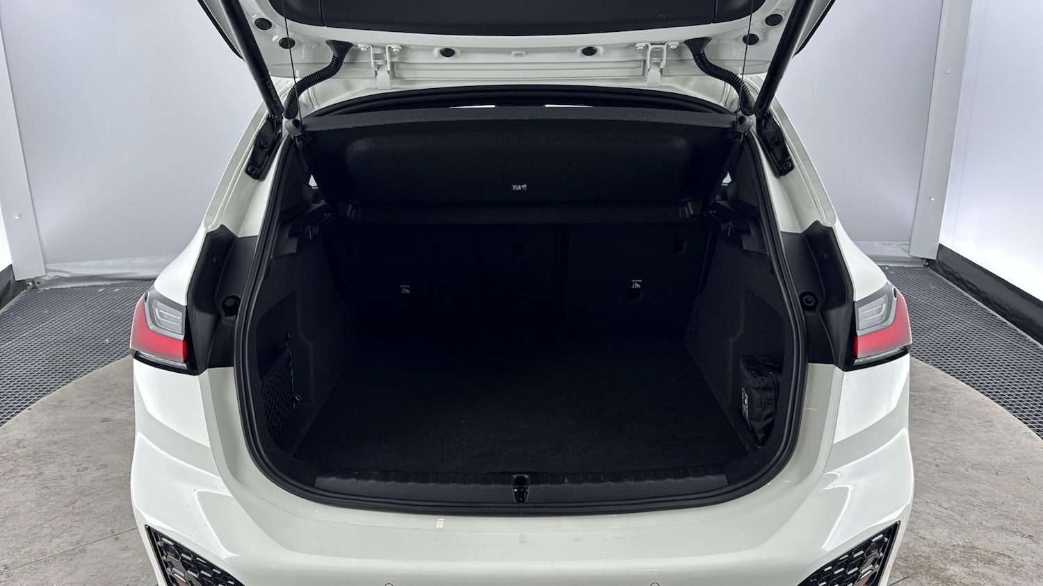 Used BMW 2 Series 2022 for sale - 76413242: Photo 13