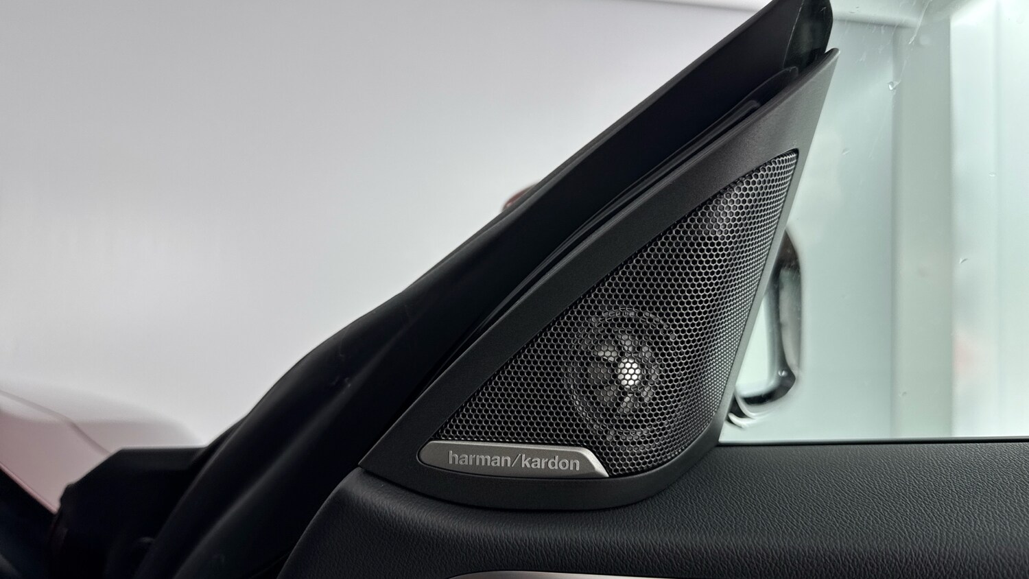 Used BMW i4 2022 for sale - 76494409: Photo 20