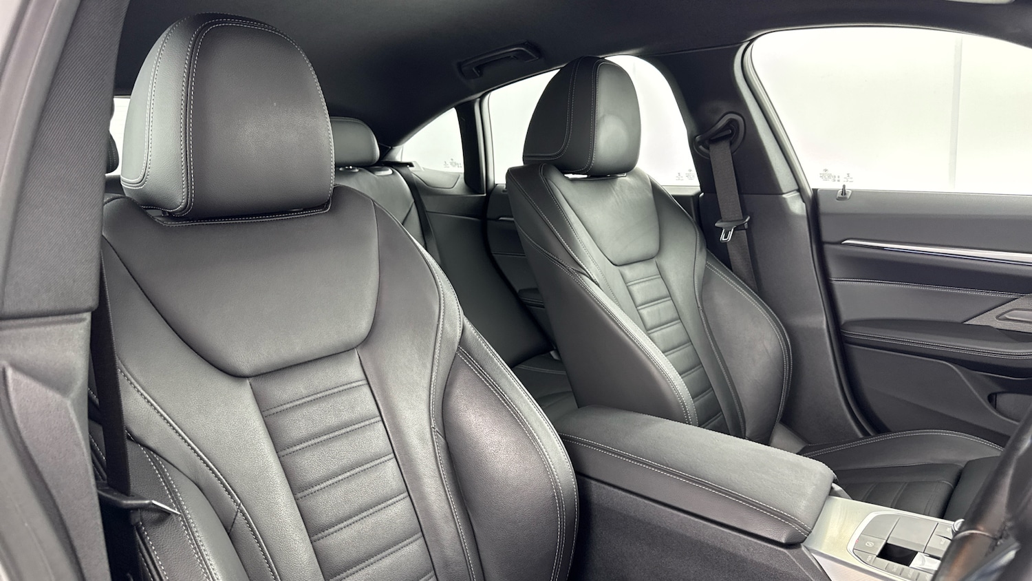 Used BMW i4 2022 for sale - 76494409: Photo 27