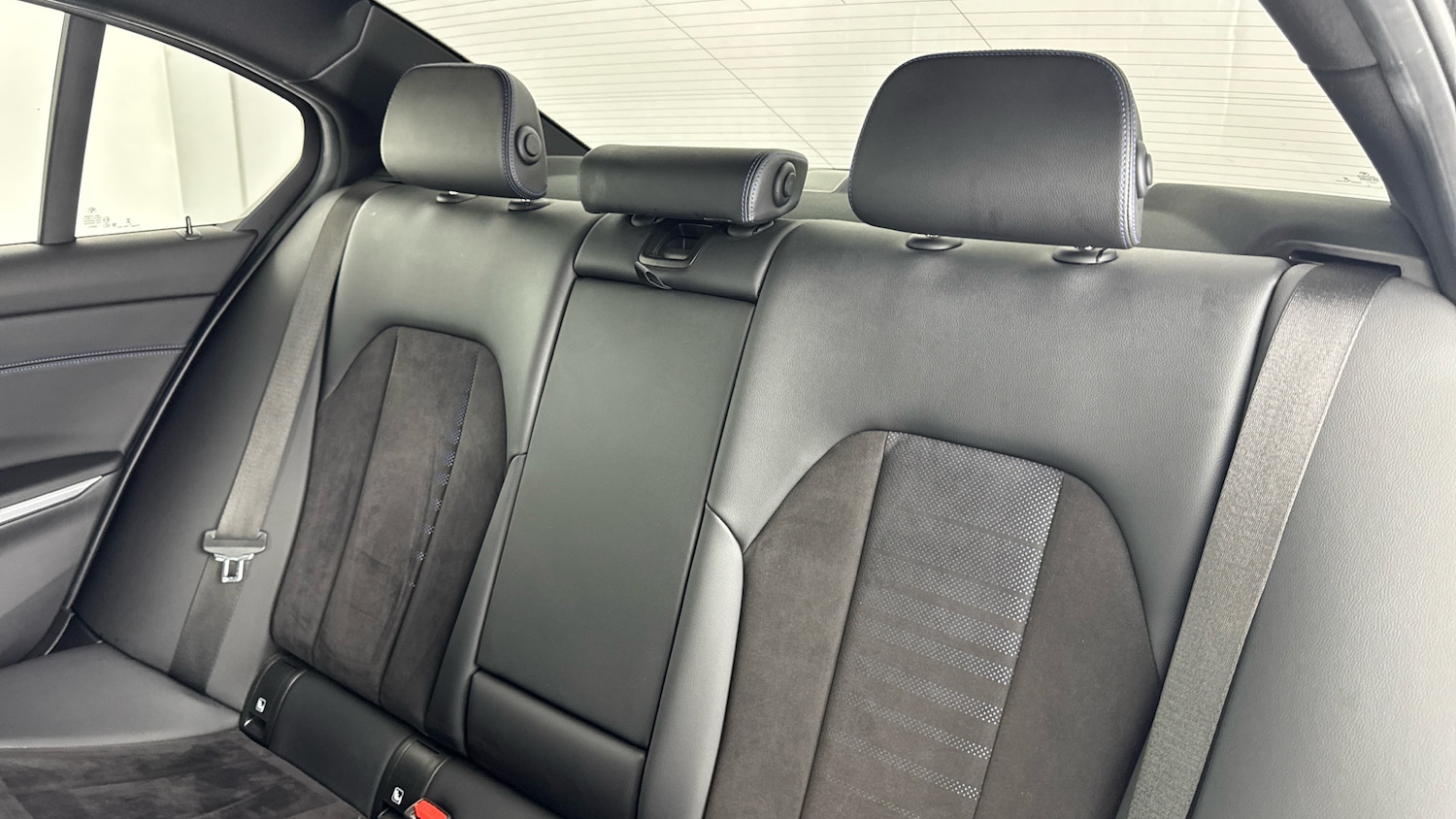 Used BMW 3 Series 2023 for sale - 76722696: Photo 12