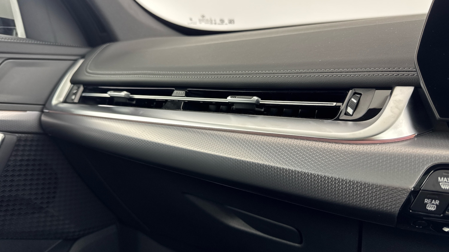 Used BMW iX1 2025 for sale - 77213303: Photo 37