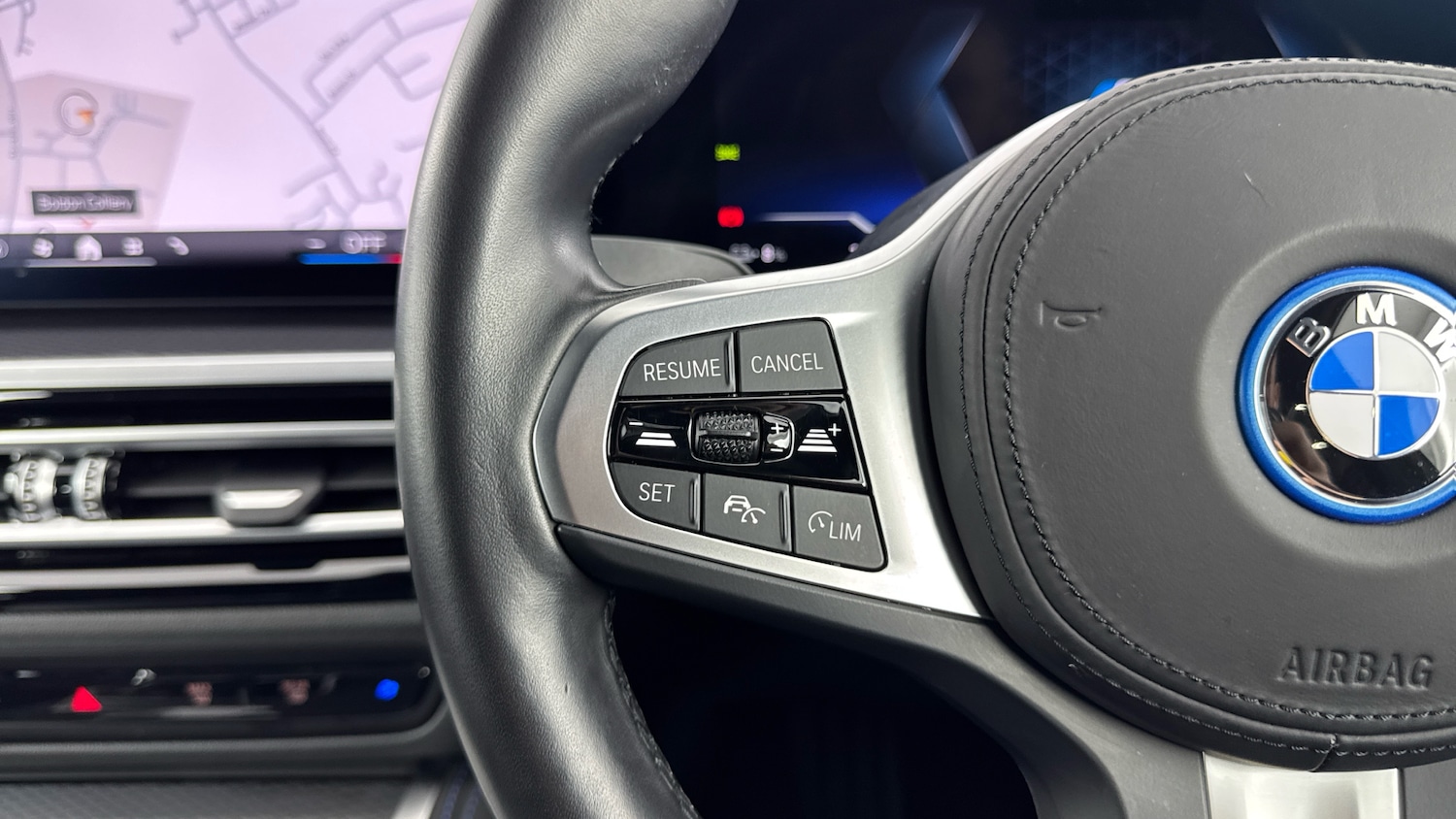 Used BMW i4 2023 for sale - 76766846: Photo 17