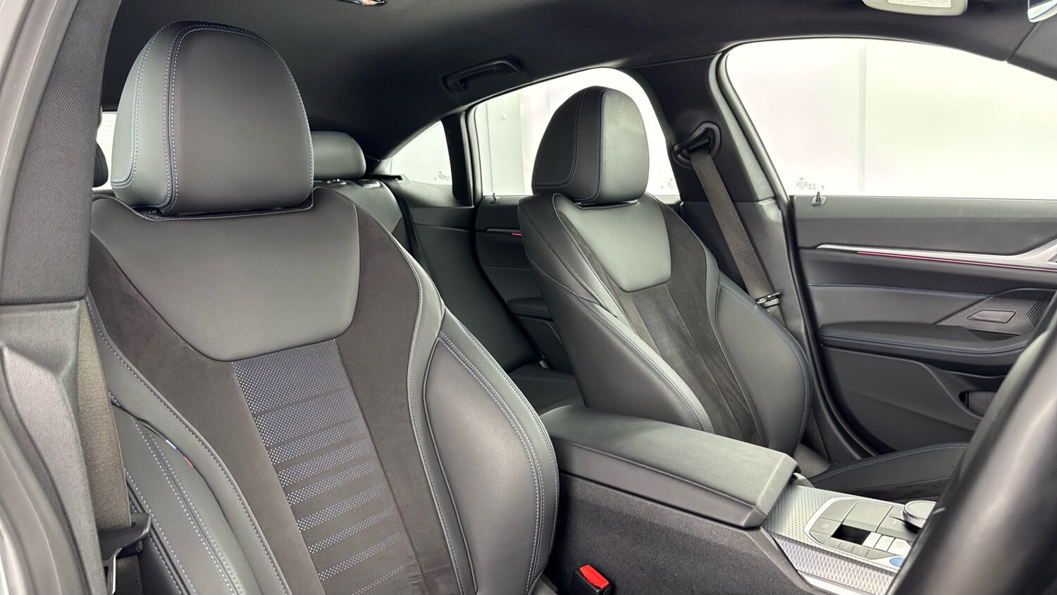 Used BMW i4 2023 for sale - 76766846: Photo 25