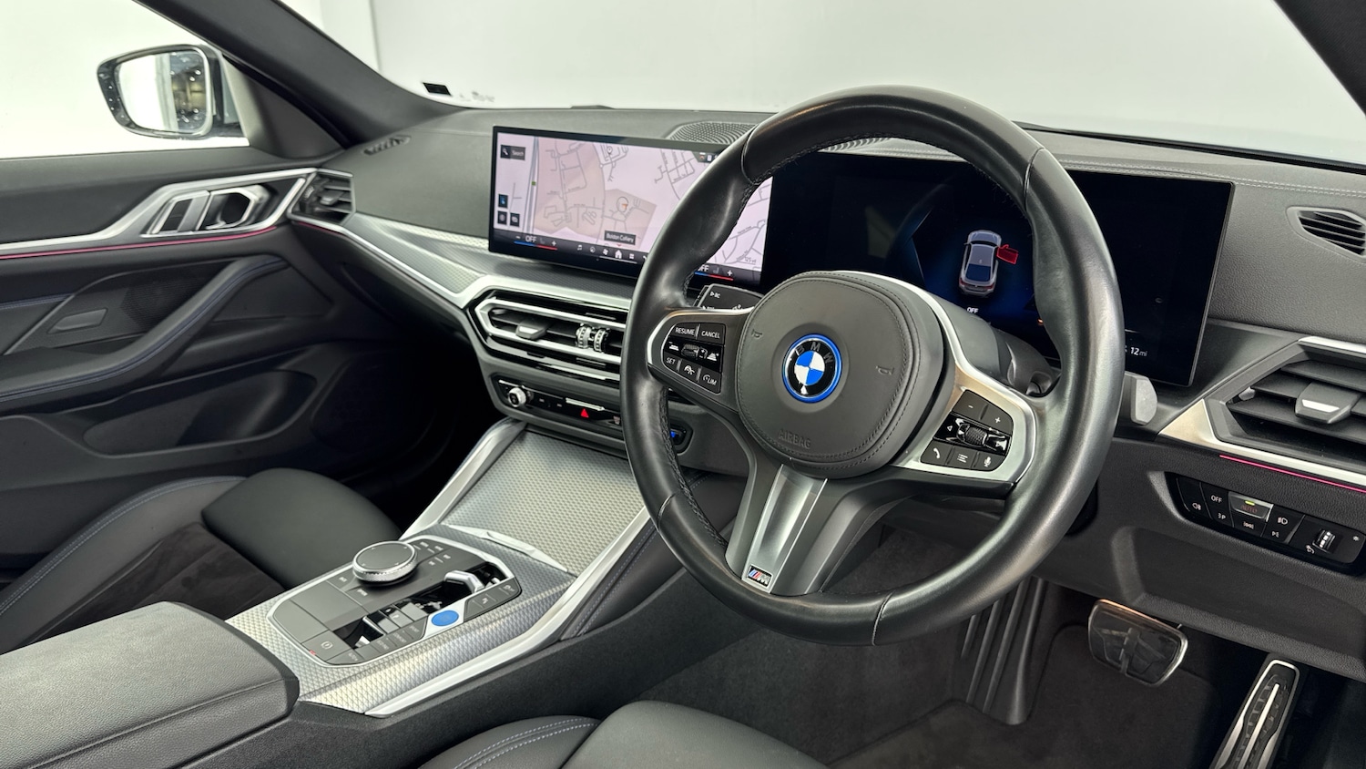 Used BMW i4 2023 for sale - 76766846: Photo 6