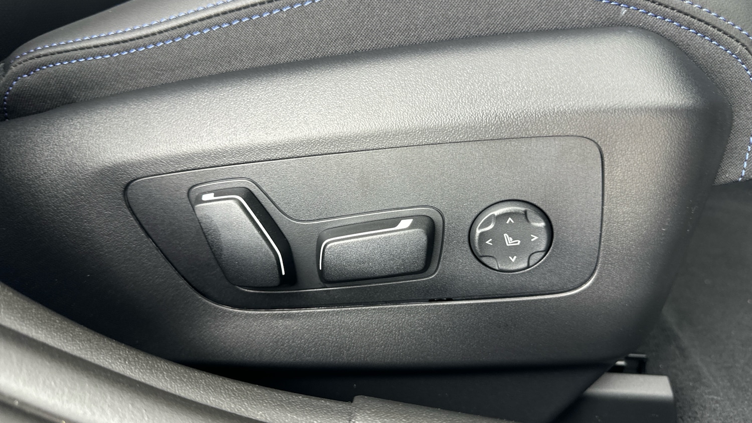 Used BMW 5 Series 2025 for sale - 76602235: Photo 19