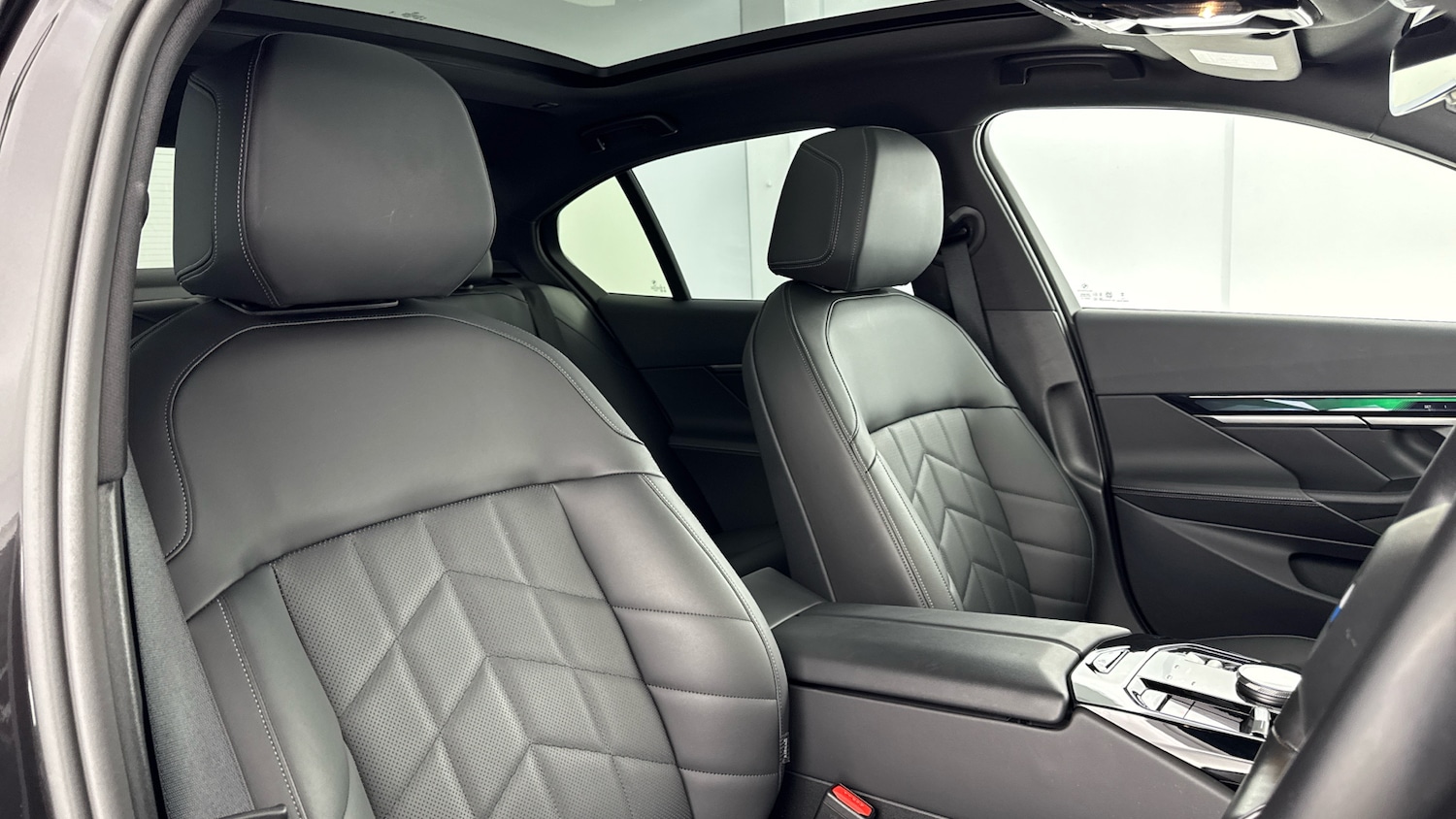 Used BMW i5 2025 for sale - 76437041: Photo 29