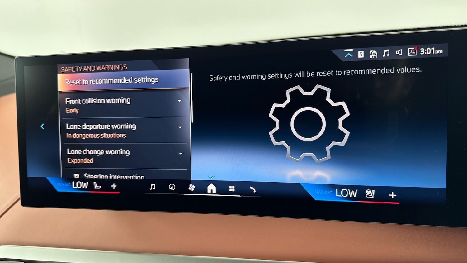 Used BMW iX 2025 for sale - 76945763: Photo 36