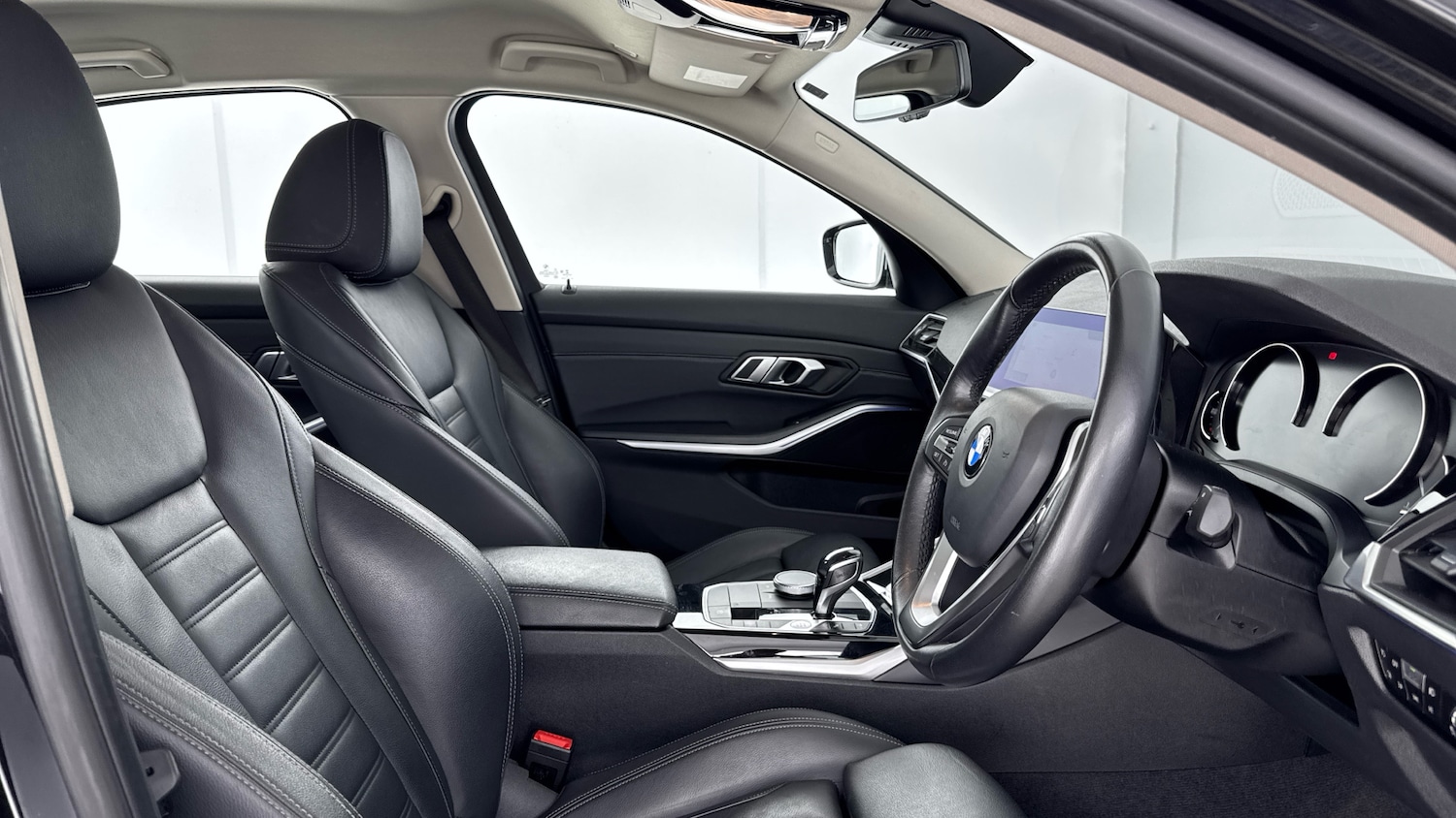 Used BMW 3 Series 2019 for sale - 76494398: Photo 11