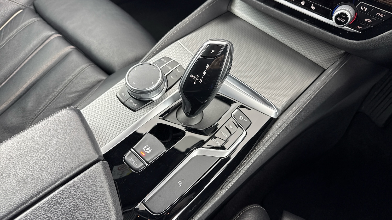 Used BMW 5 Series 2019 for sale - 77336477: Photo 10