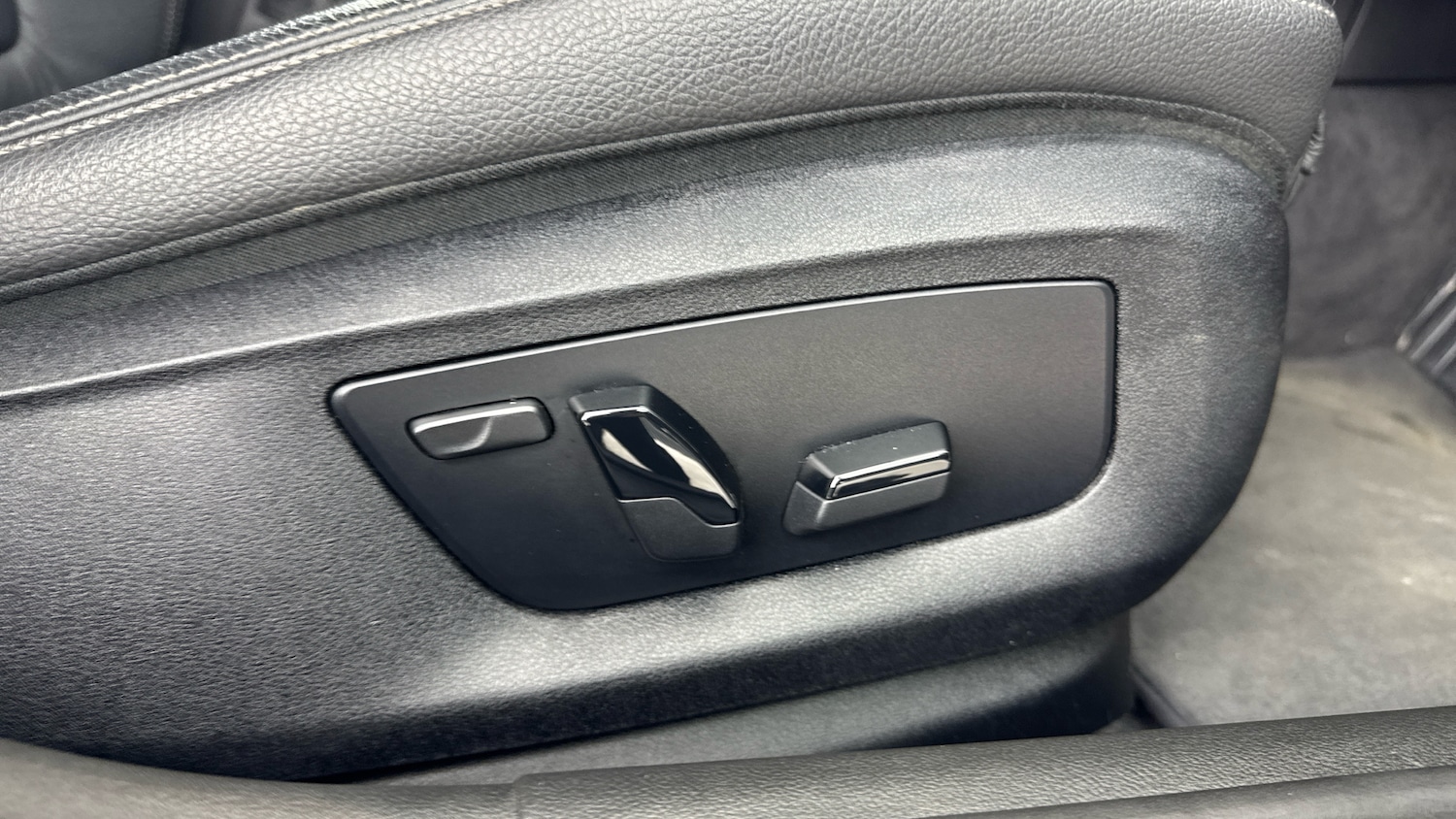 Used BMW 5 Series 2019 for sale - 77336477: Photo 19