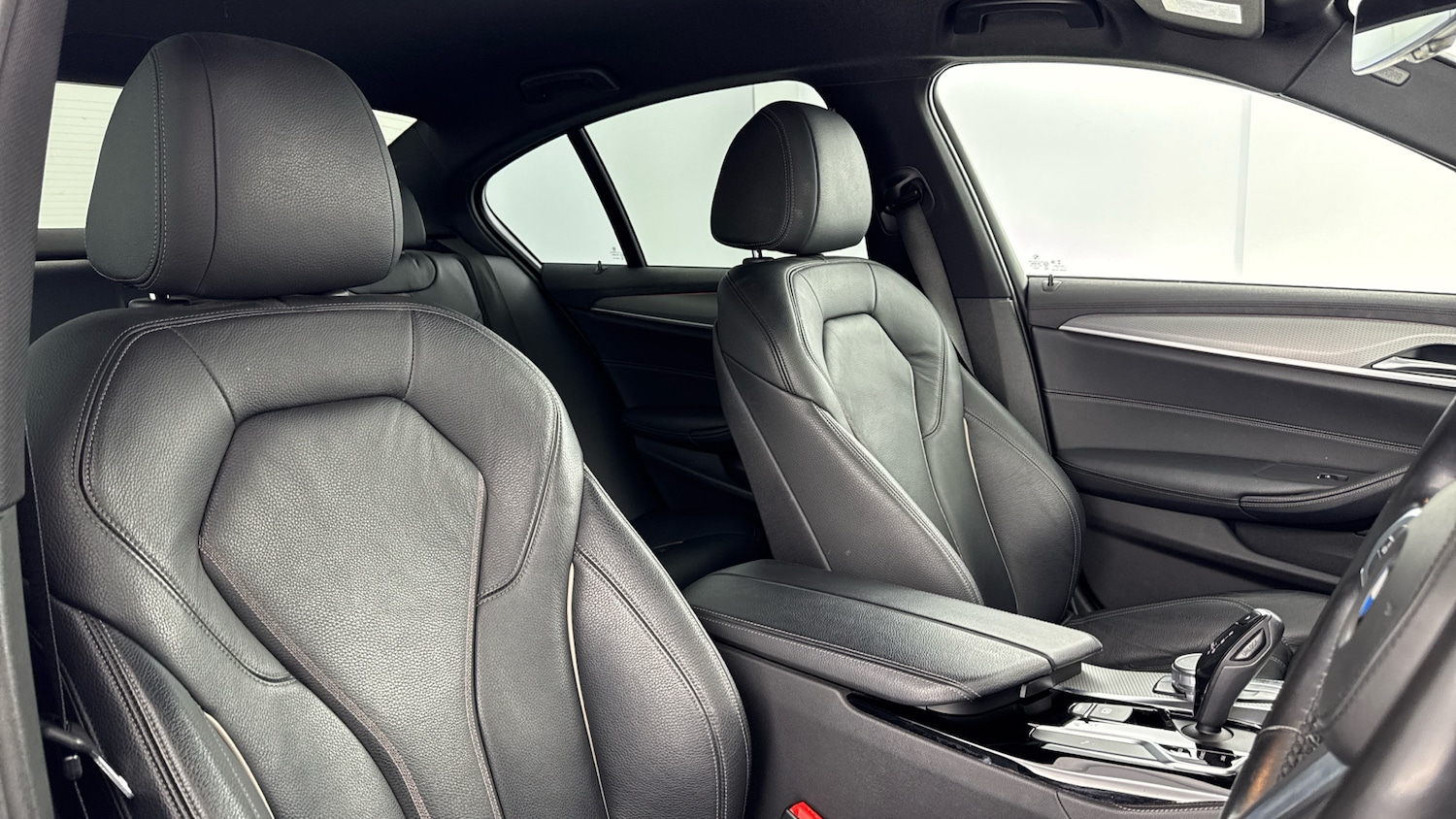 Used BMW 5 Series 2019 for sale - 77336477: Photo 25