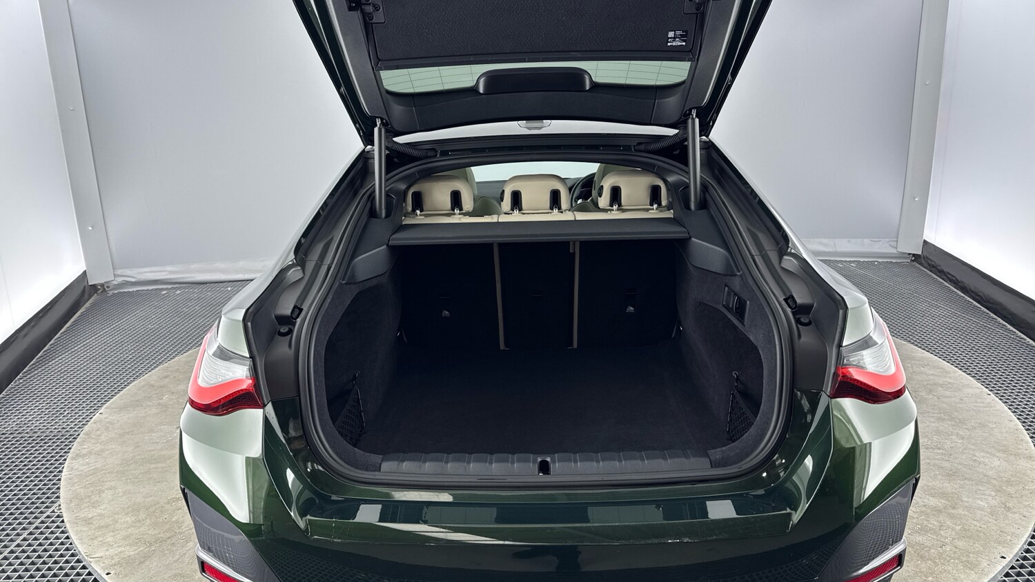 Used BMW 4 Series 2023 for sale - 78150522: Photo 13