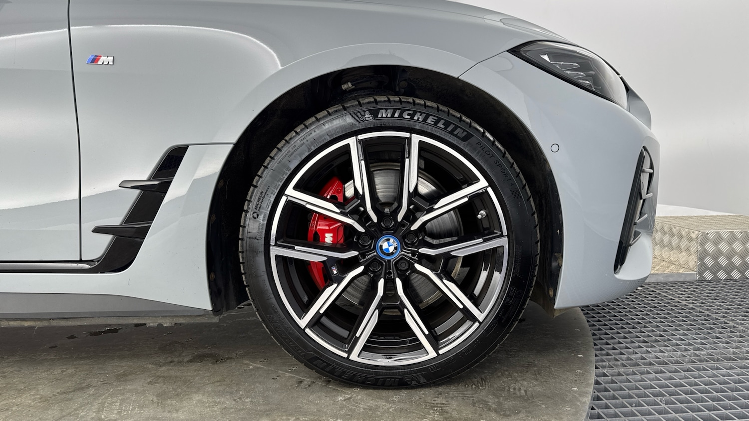 Used BMW i4 2022 for sale - 77605134: Photo 14