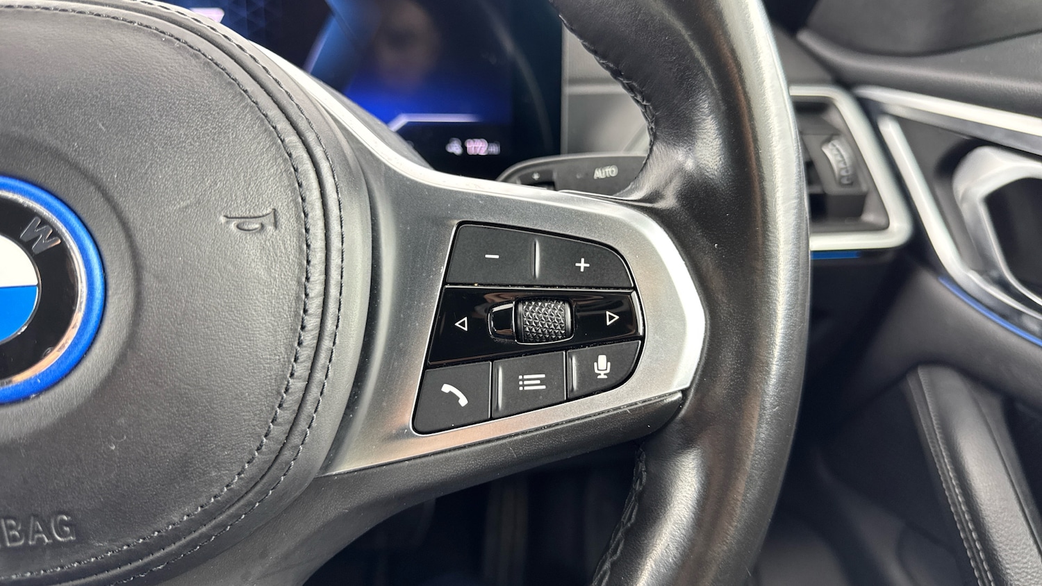 Used BMW i4 2022 for sale - 77605134: Photo 18