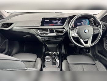 Used BMW 2 Series 2022 for sale - 79173788: Photo