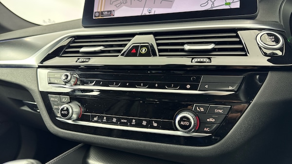Used BMW 5 Series 2022 for sale - 76101964: Photo 31