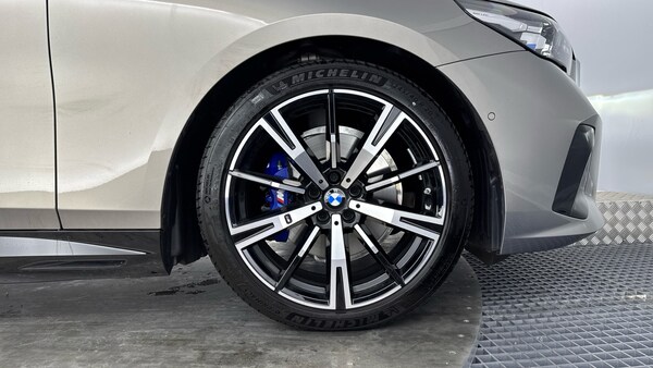 Used BMW 5 Series 2025 for sale - 76028071: Photo 14