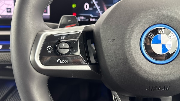 Used BMW 5 Series 2025 for sale - 76028071: Photo 17