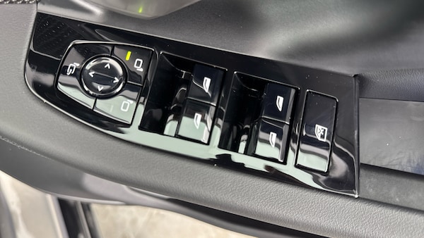 Used BMW 5 Series 2025 for sale - 76028071: Photo 47