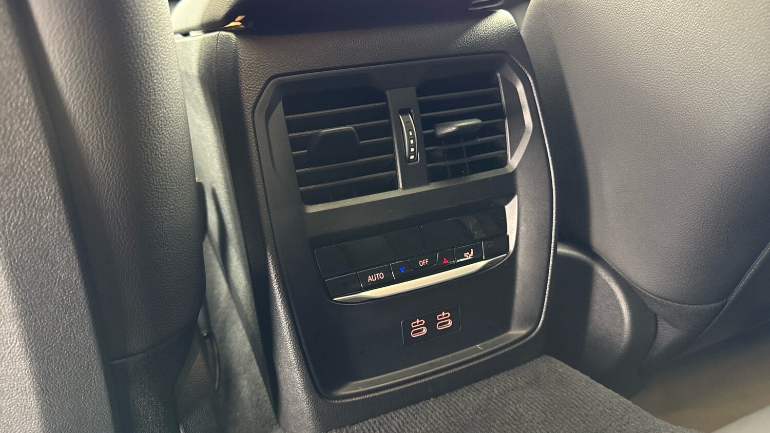 Used BMW i4 2024 for sale - 76799058: Photo 49