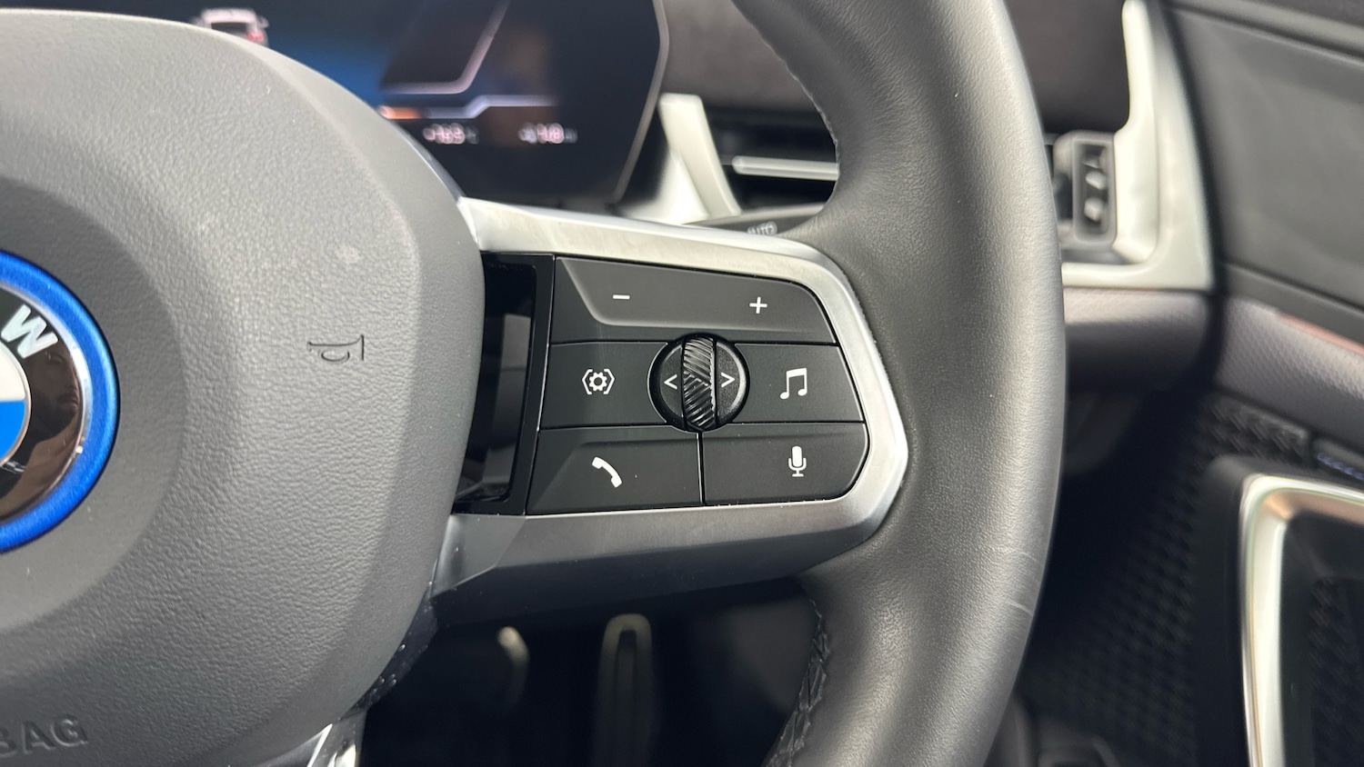 Used BMW iX2 2025 for sale - 77088076: Photo 20