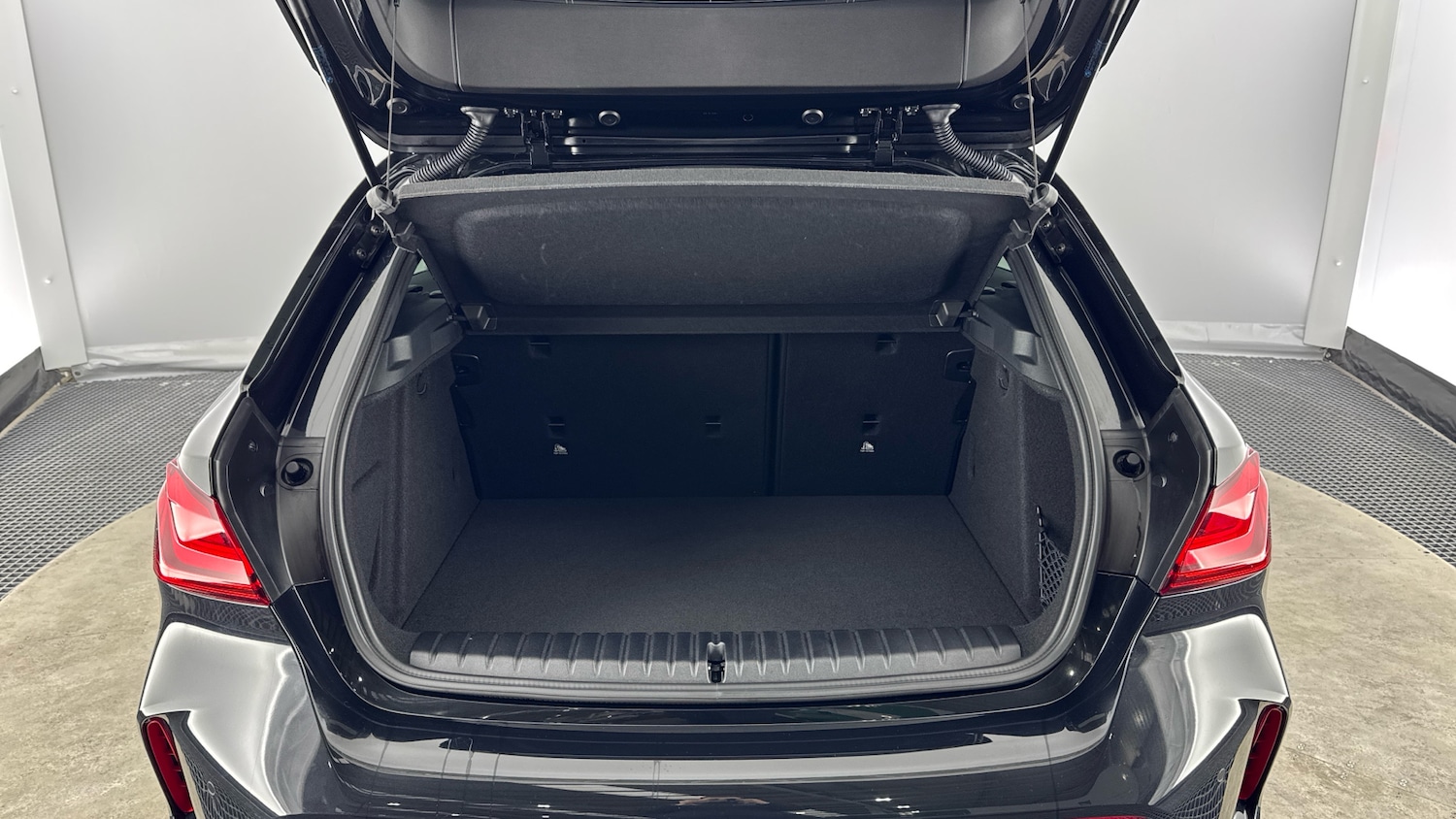 Used BMW 1 Series 2023 for sale - 77248578: Photo 13