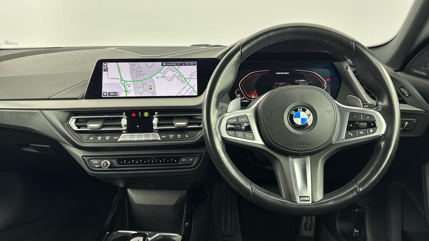 Used BMW 2 Series 2023 for sale - 77127282: Photo 5