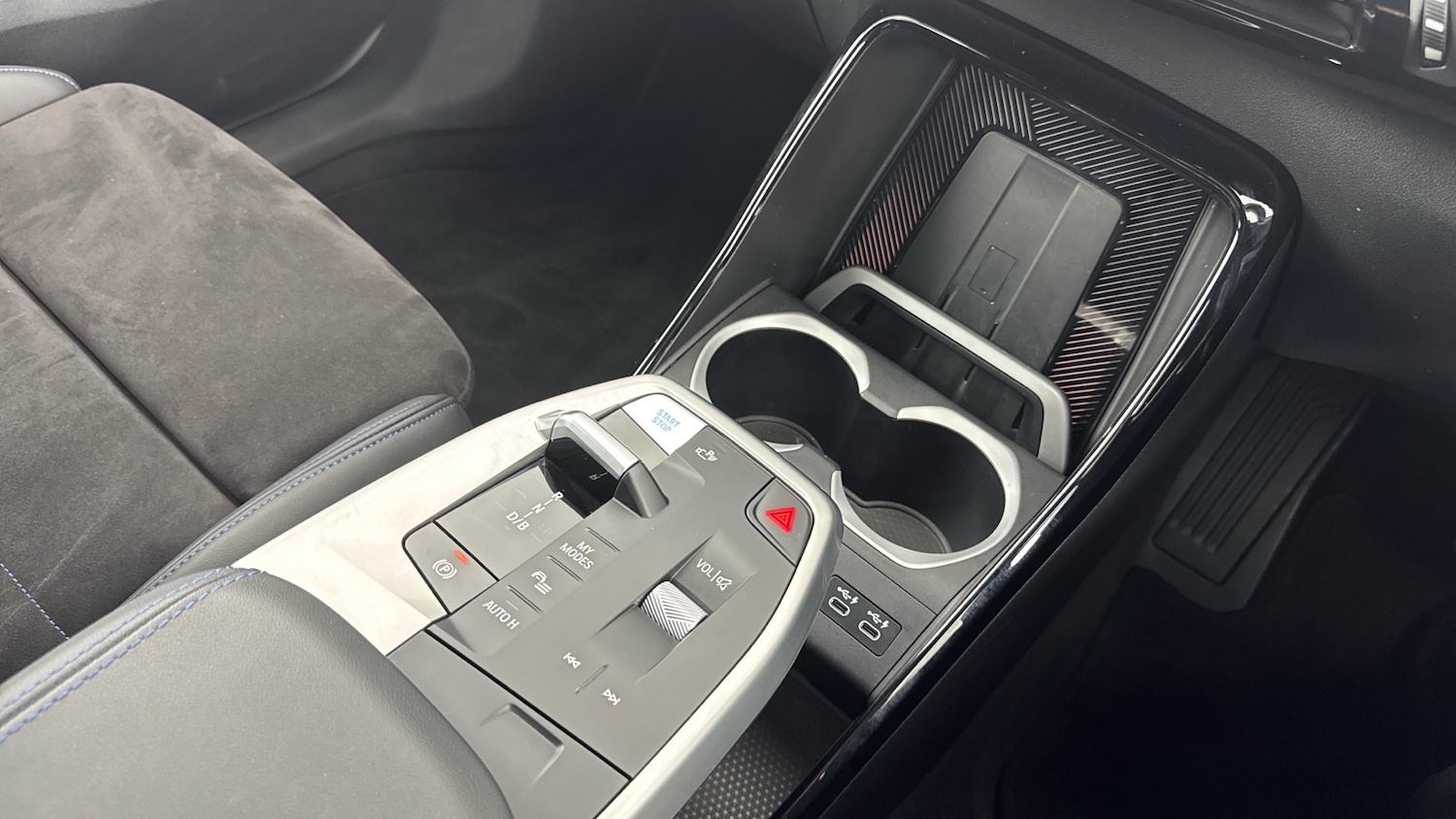 Used BMW iX1 2023 for sale - 77023934: Photo 10