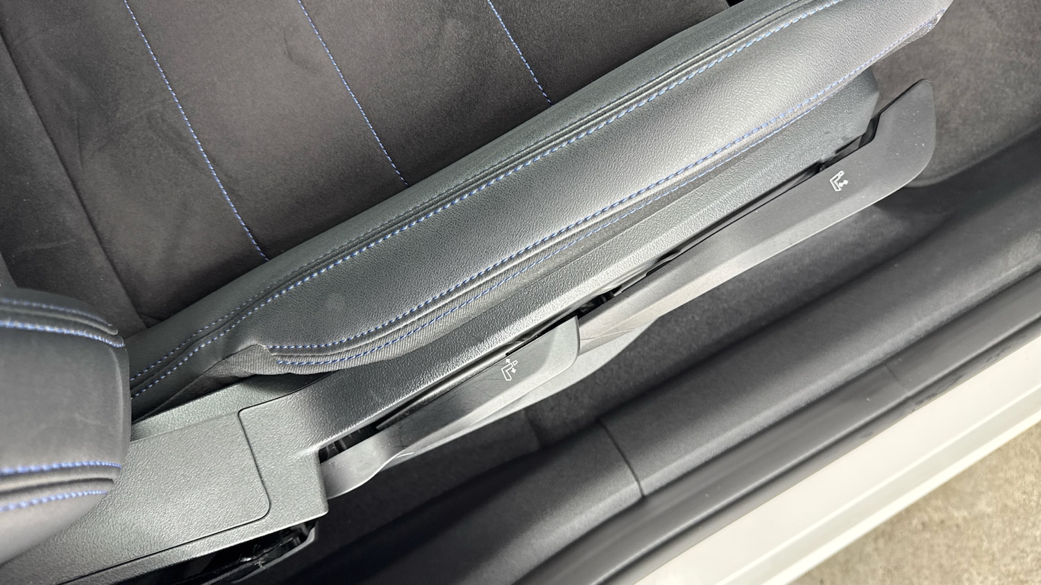 Used BMW iX1 2023 for sale - 77023934: Photo 29