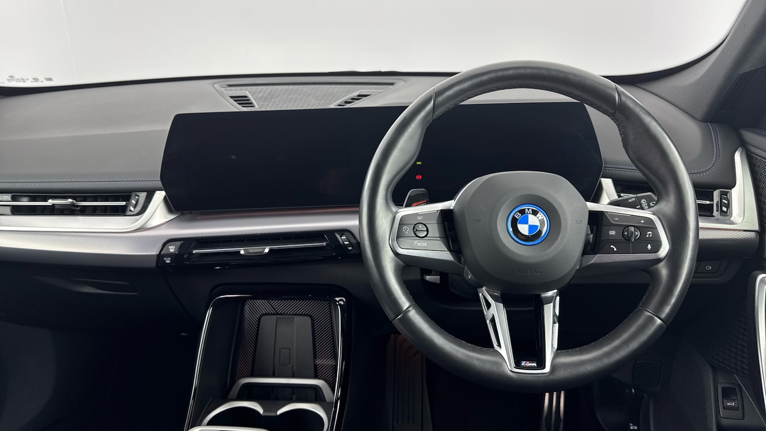 Used BMW iX1 2023 for sale - 77023934: Photo 5