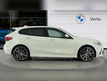 Used BMW 1 Series 2024 for sale - 76143075: Photo 3