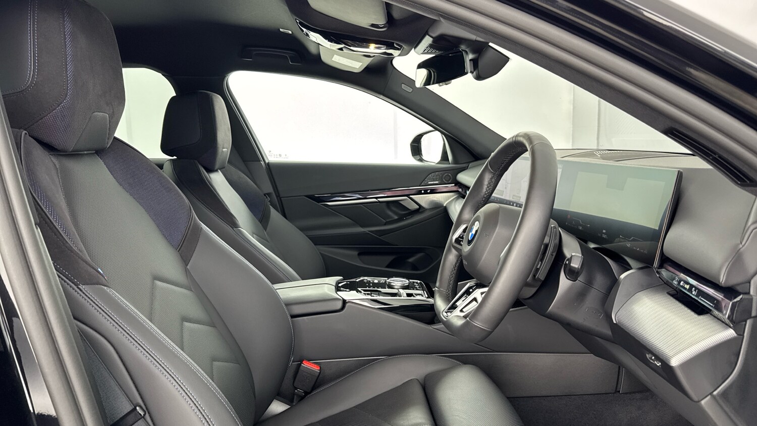 Used BMW 5 Series 2025 for sale - 78149281: Photo 11