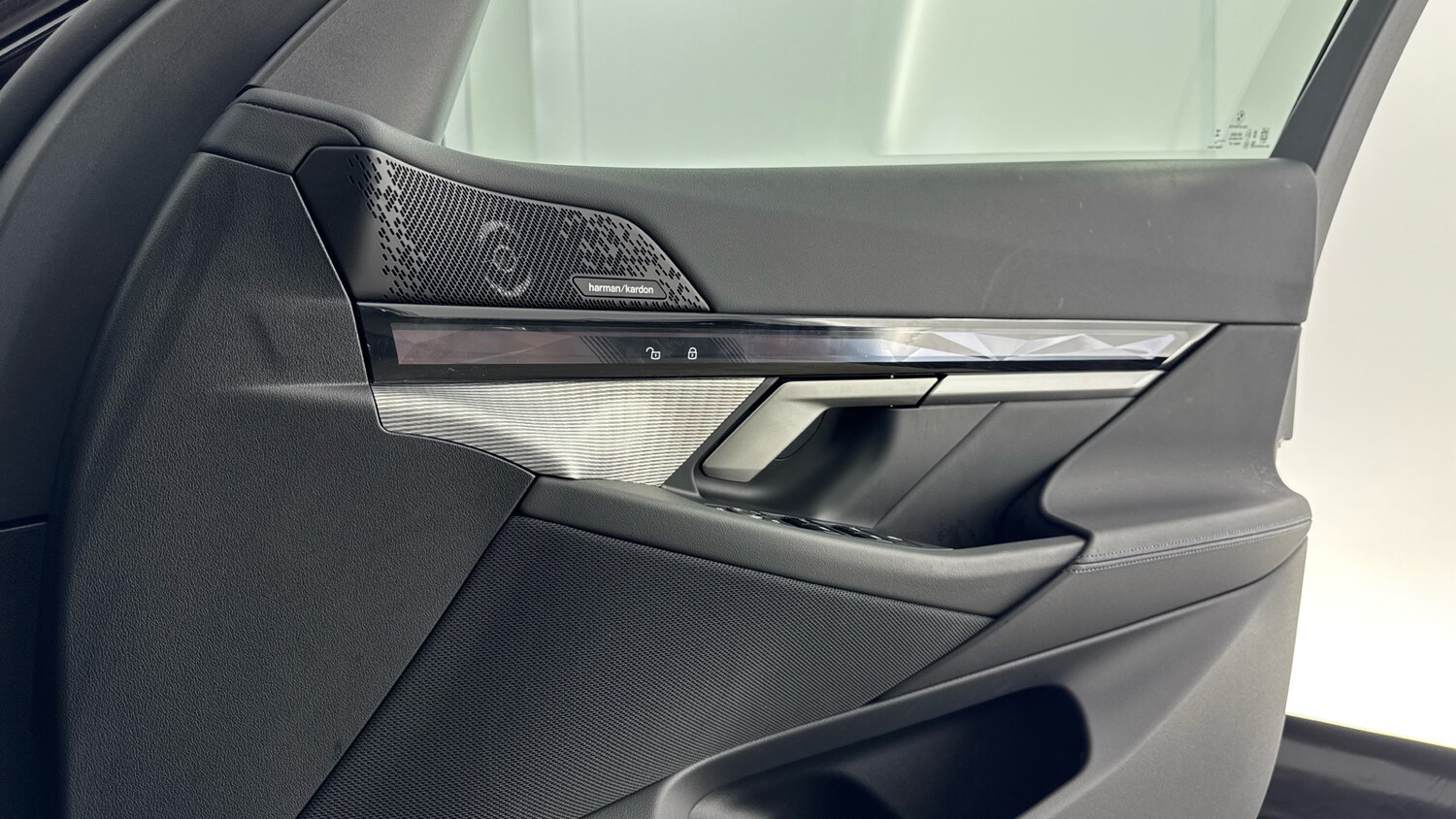 Used BMW 5 Series 2025 for sale - 78149281: Photo 30