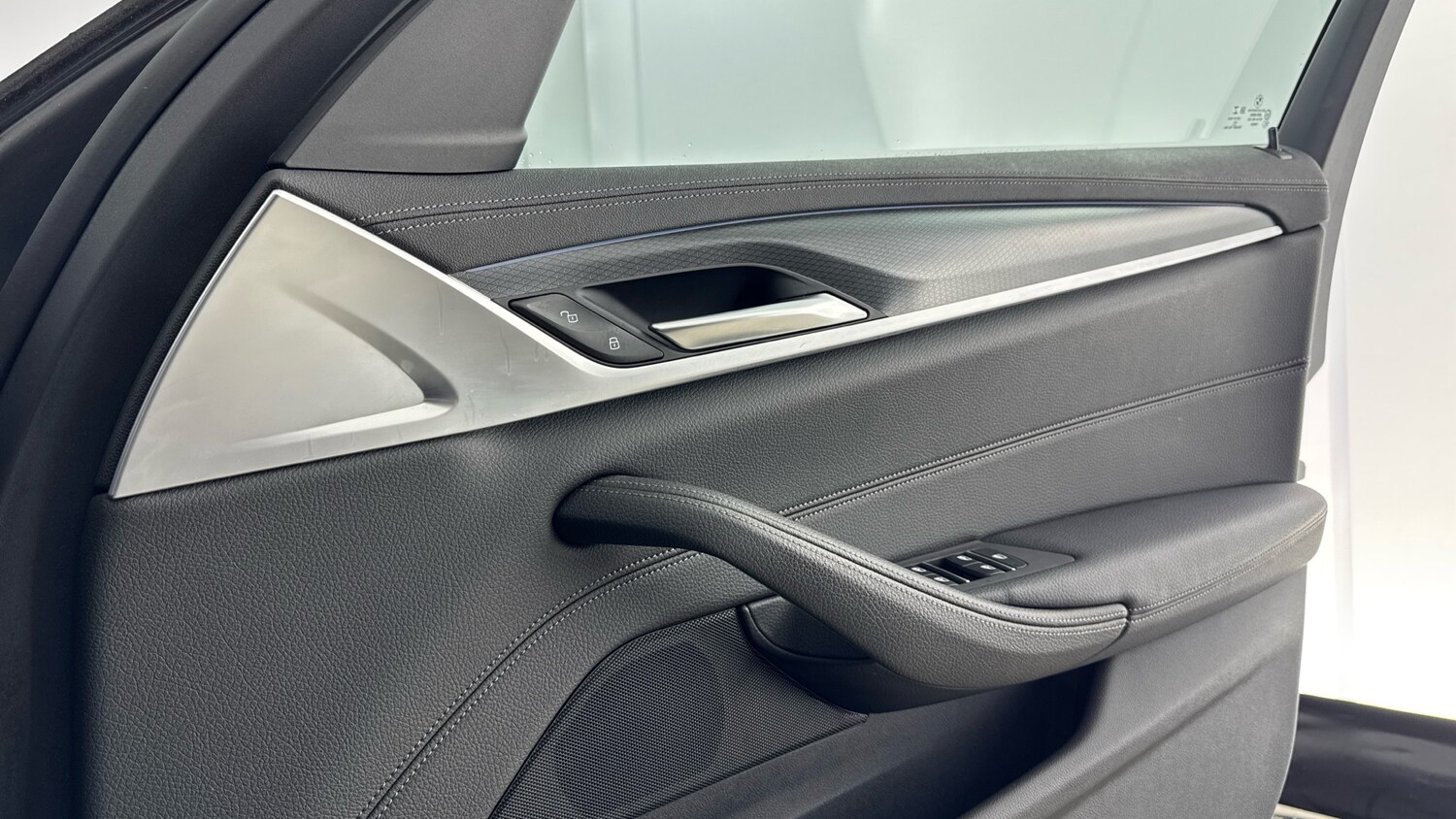 Used BMW 5 Series 2021 for sale - 77572640: Photo 27