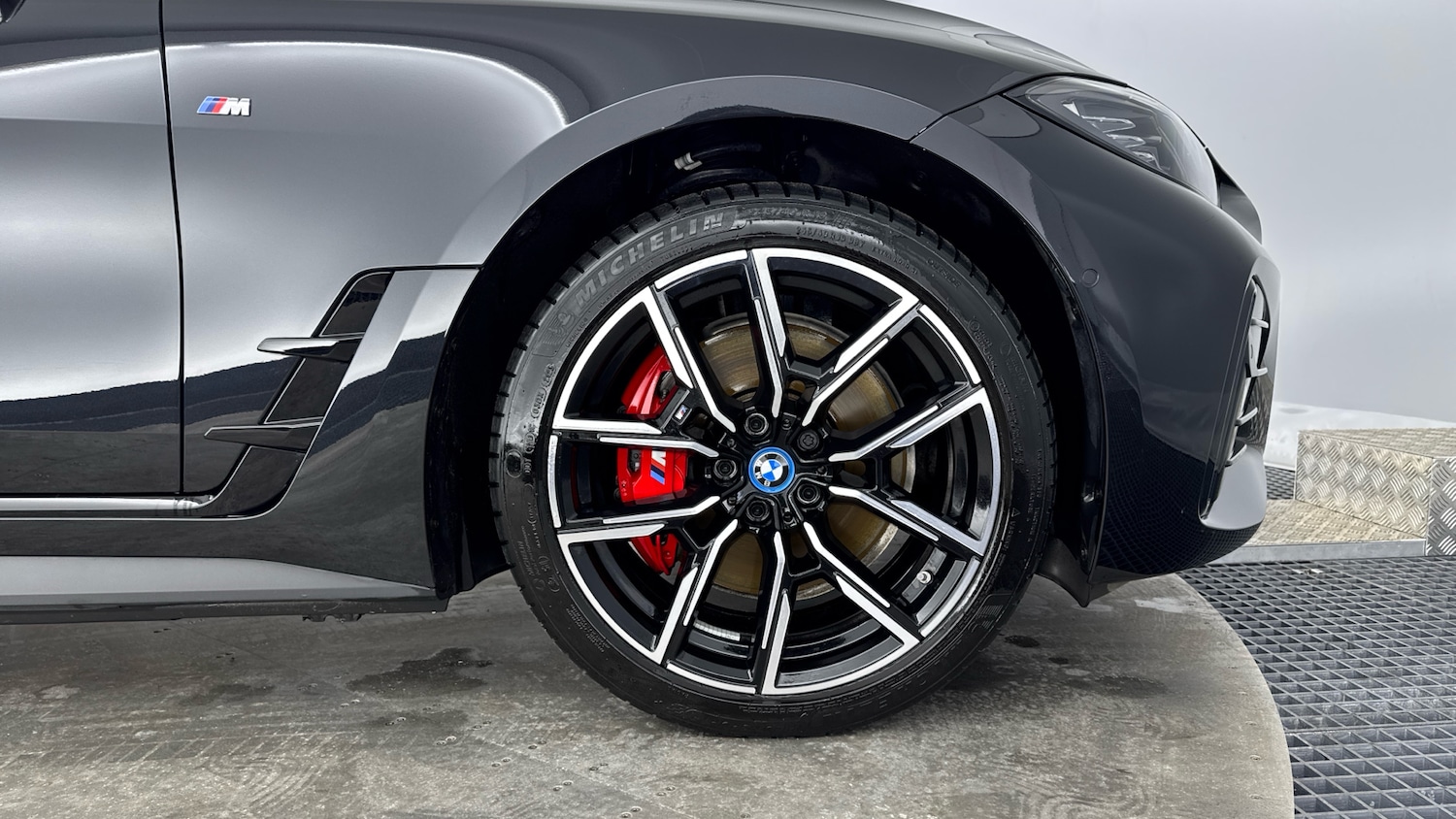 Used BMW i4 2023 for sale - 77298239: Photo 14