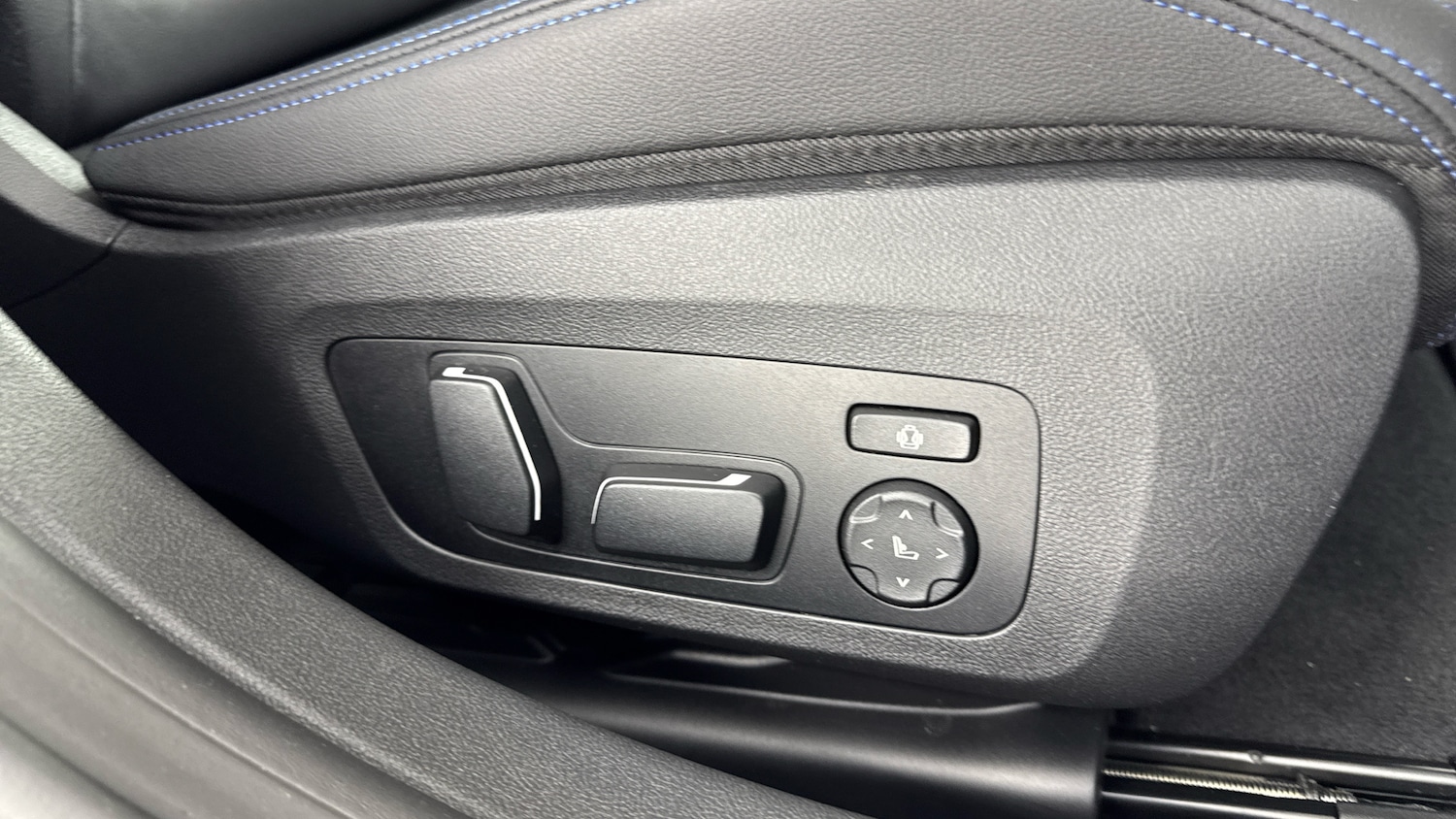 Used BMW i4 2024 for sale - 77001760: Photo 19