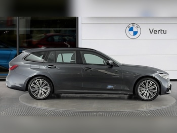 Used BMW 3 Series 2021 for sale - 79312132: Photo