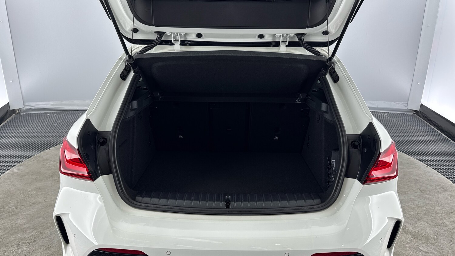 Used BMW 1 Series 2023 for sale - 77579442: Photo 13