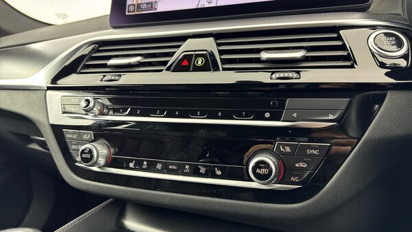 Used BMW 5 Series 2022 for sale - 76144583: Photo 32