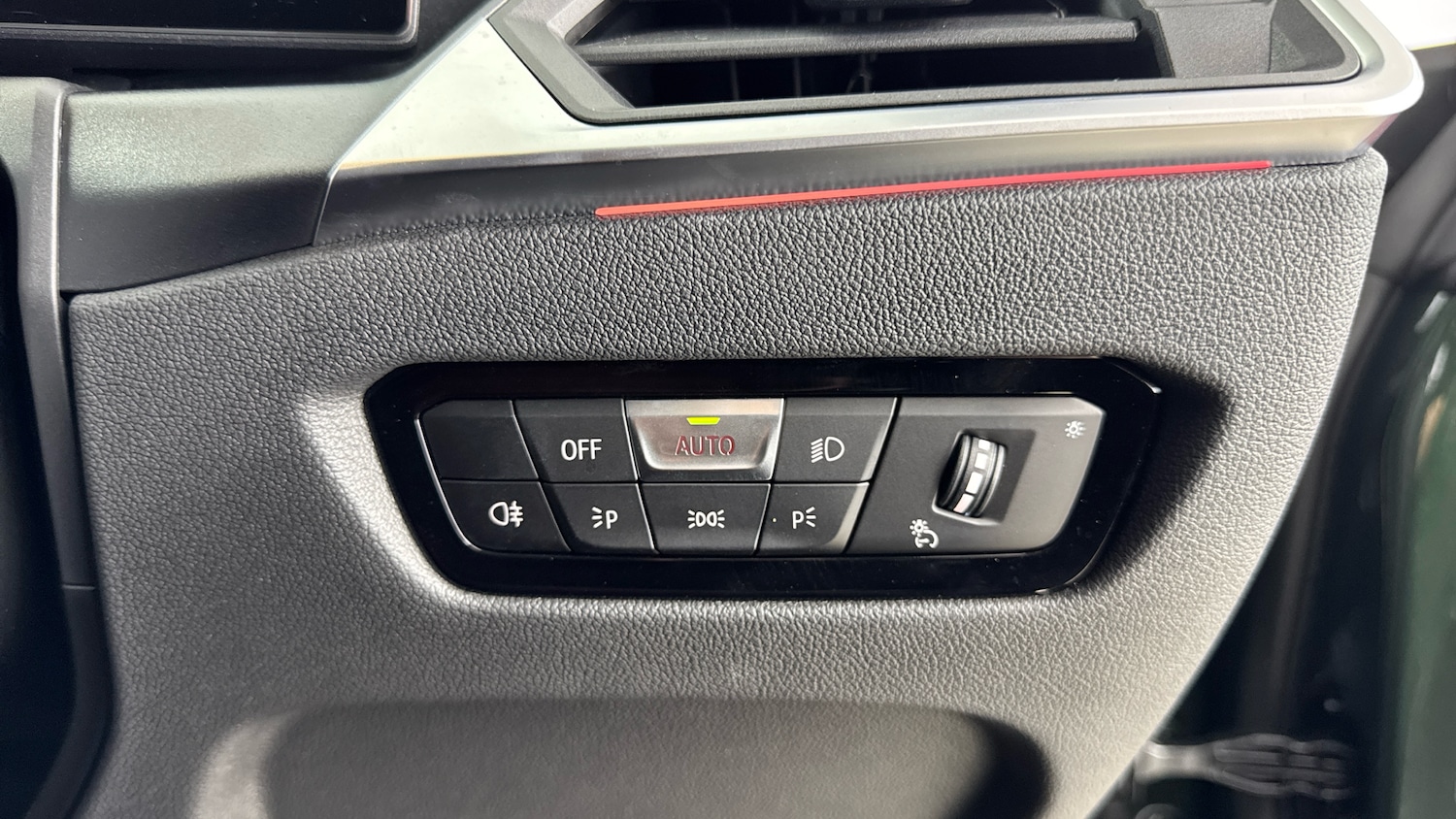 Used BMW i4 2024 for sale - 76477095: Photo 30