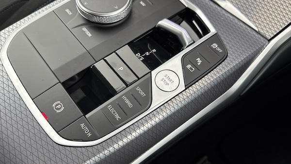 Used BMW 3 Series 2025 for sale - 76302107: Photo 19