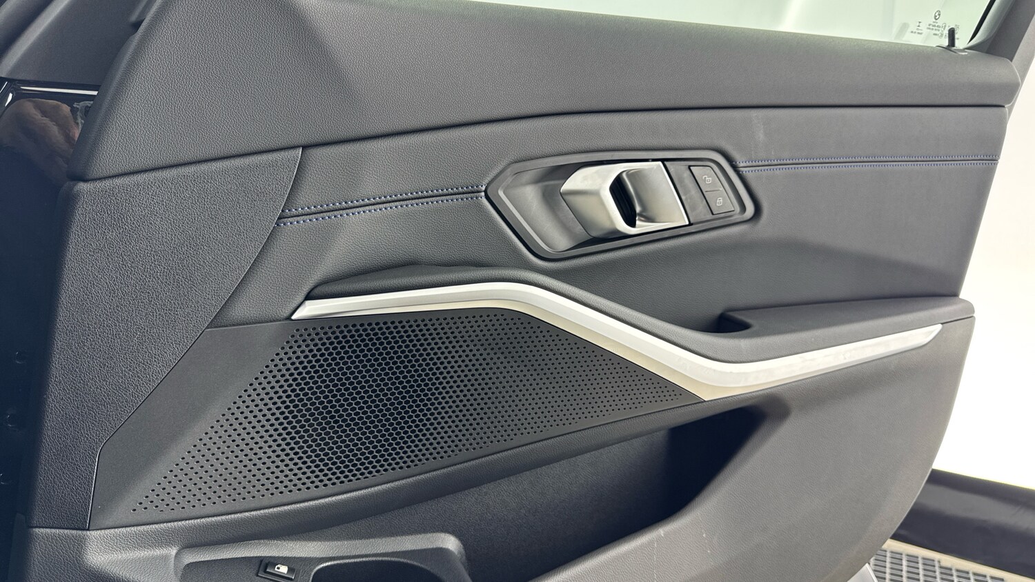 Used BMW 3 Series 2025 for sale - 76302107: Photo 29