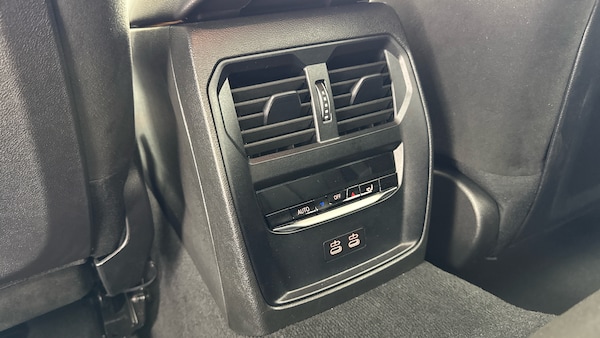 Used BMW 3 Series 2025 for sale - 76302107: Photo 46