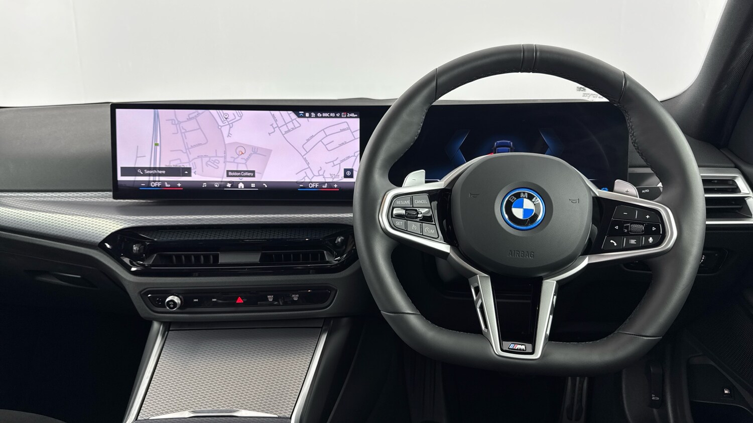 Used BMW 3 Series 2025 for sale - 76302107: Photo 5