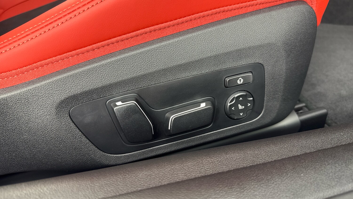 Used BMW M4 2025 for sale - 76026996: Photo 19