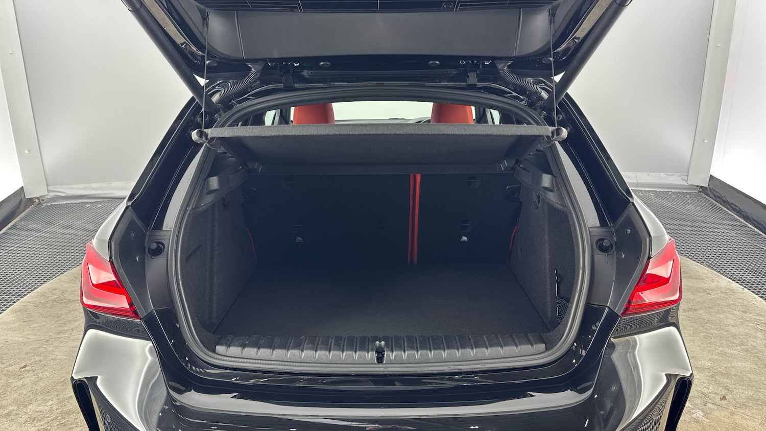 Used BMW 1 Series 2023 for sale - 76892867: Photo 13