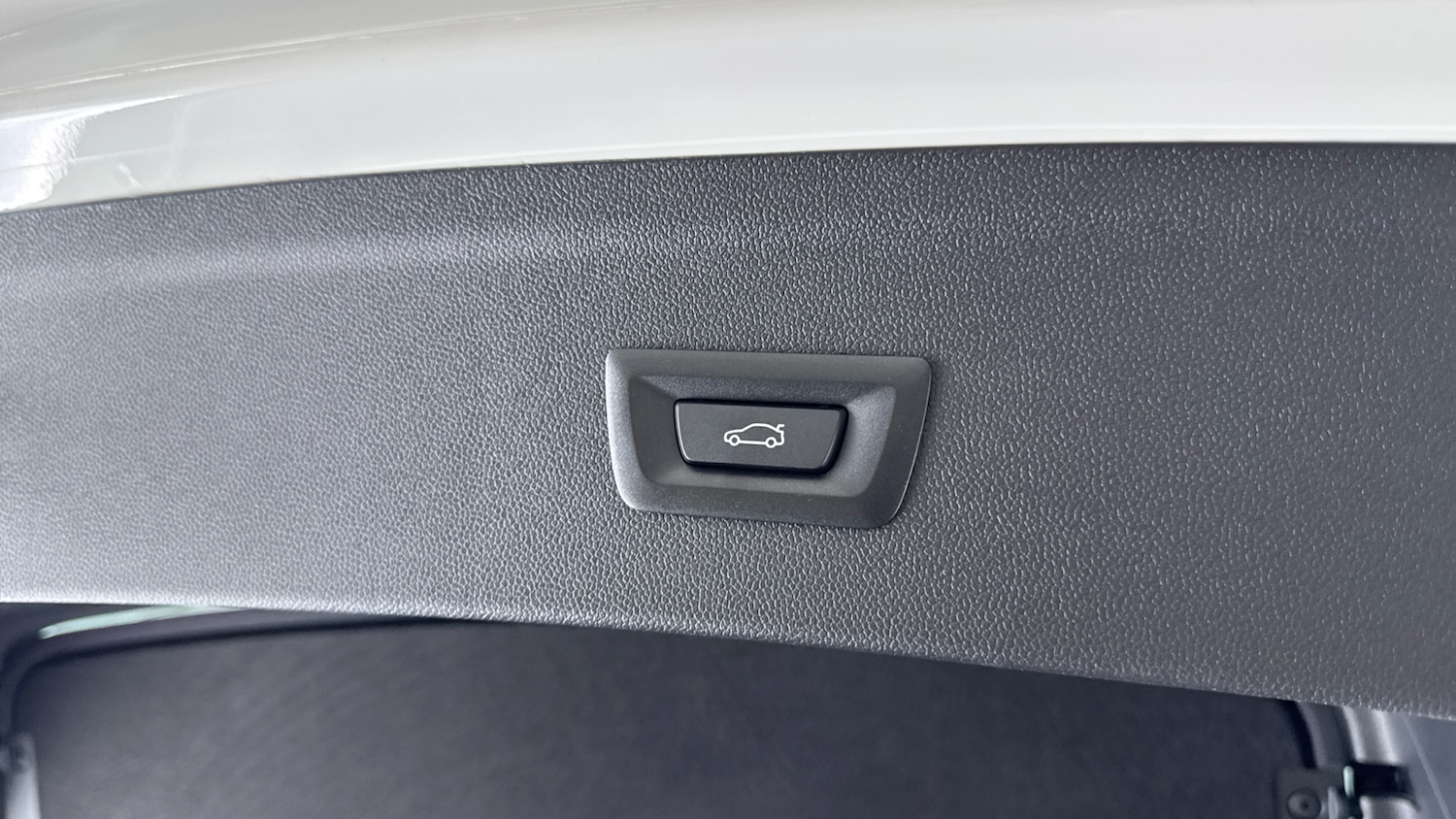 Used BMW iX 2025 for sale - 78064315: Photo 28