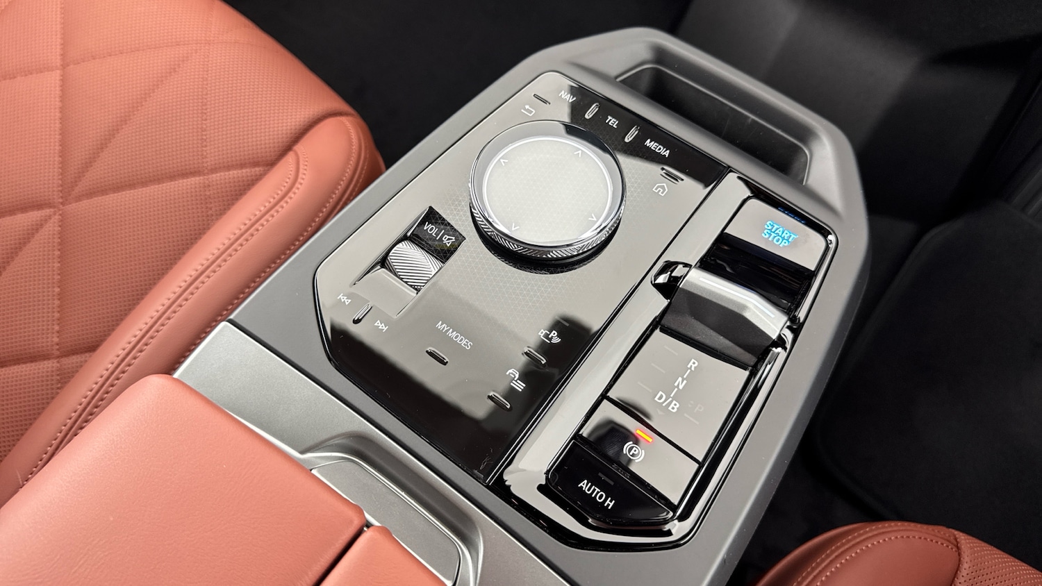 Used BMW iX 2025 for sale - 78064315: Photo 32