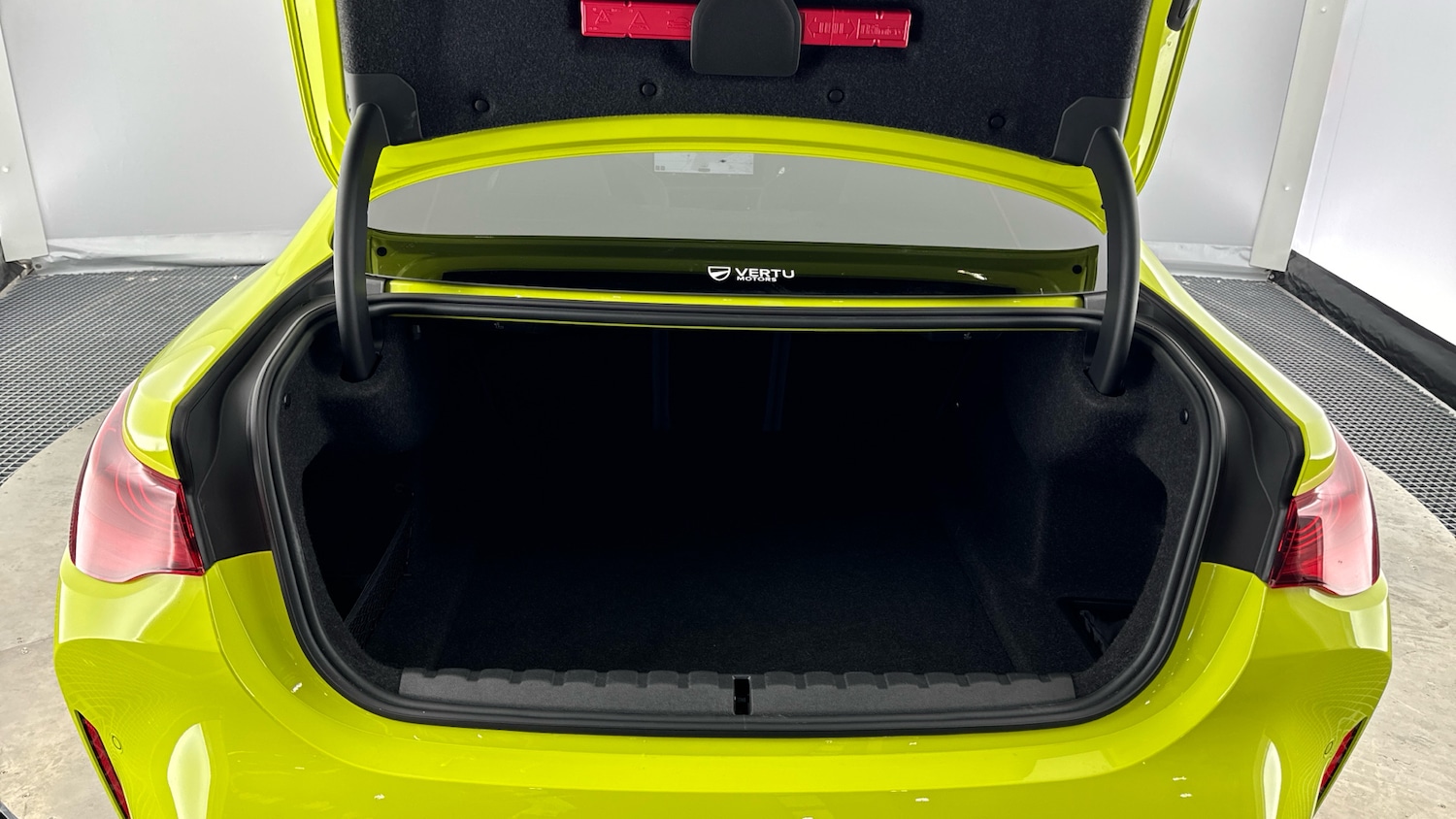 Used BMW M4 2024 for sale - 77758609: Photo 13